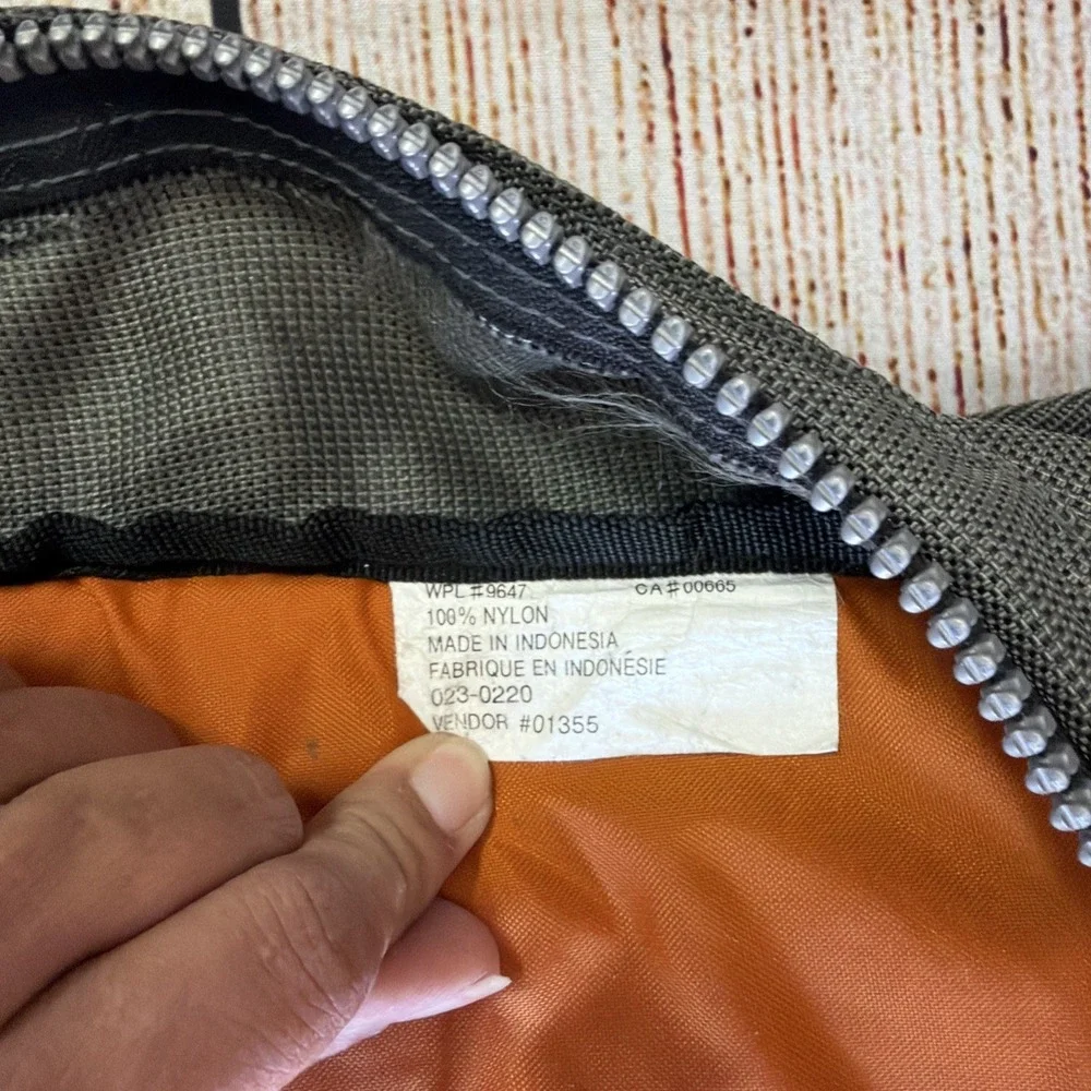 Eddie Bauer Large Gray Nylon Hiking Camping Daypack Backpack Multi Pocket Used